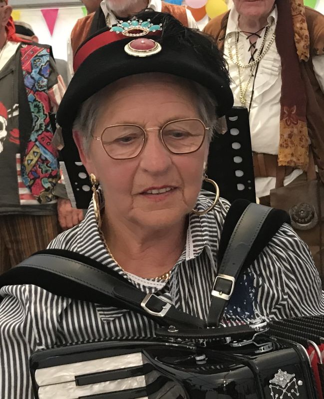 Gerrie Kuilder
accordeon
