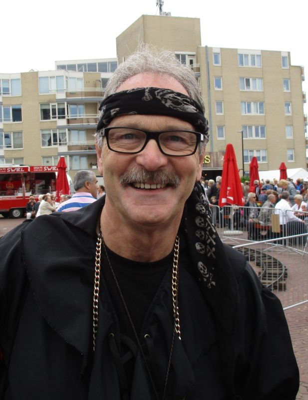 Frank Lamfers
1e tenor 
