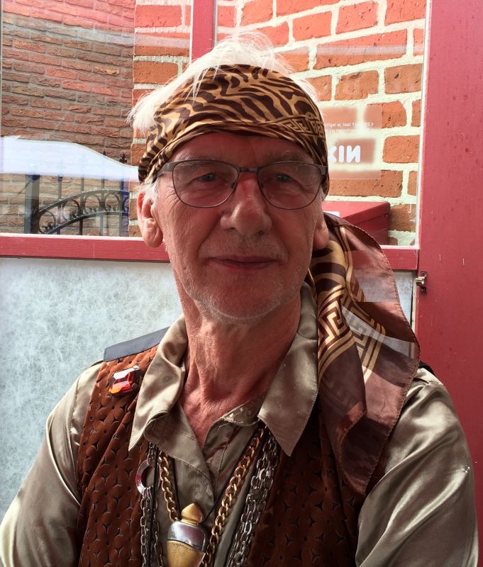 Lammert Sluiter
bas
